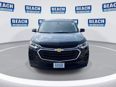 Used 2020 Chevrolet Traverse LS FWD image 3