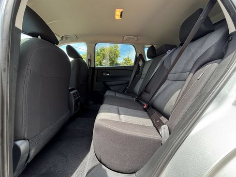 Used 2025 Nissan Rogue SV FWD image 23