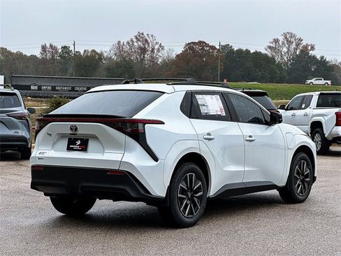 New 2026 Toyota bZ XLE Plus image 8