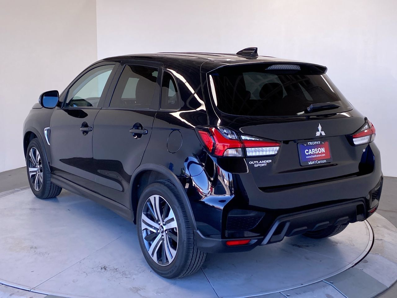 Used 2025 Mitsubishi Outlander Sport AWD image 3