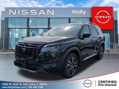 Certified 2024 Nissan Pathfinder Platinum w/ Black Appearance Package
