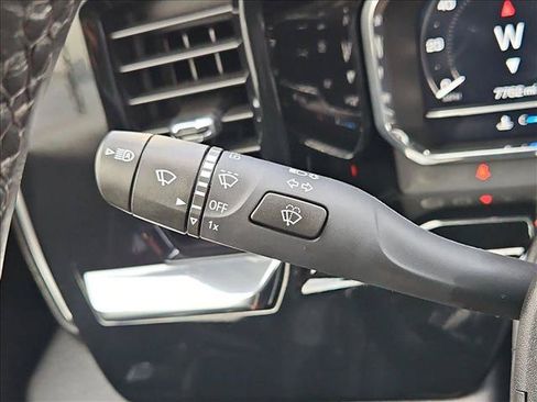 Certified 2023 GMC Sierra 1500 Elevation w/ Elevation Premium Package AWD/4WD image 16