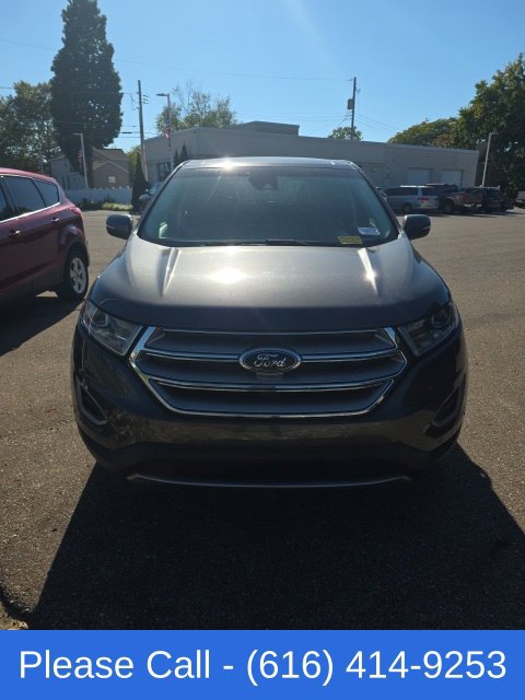 Used 2018 Ford Edge Titanium w/ Equipment Group 302A AWD/4WD image 12
