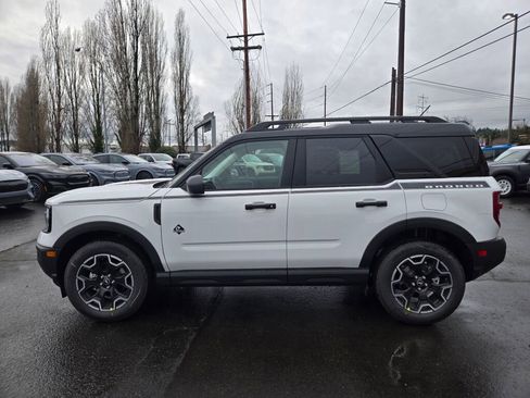 New 2026 Ford Bronco Sport Outer Banks w/ Topo Graphic Package AWD/4WD image 8