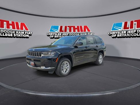 New 2026 Jeep Grand Cherokee L 2WD image 4
