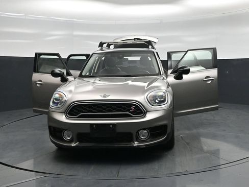 Used 2019 MINI Cooper Countryman S w/ Premium Package FWD image 28