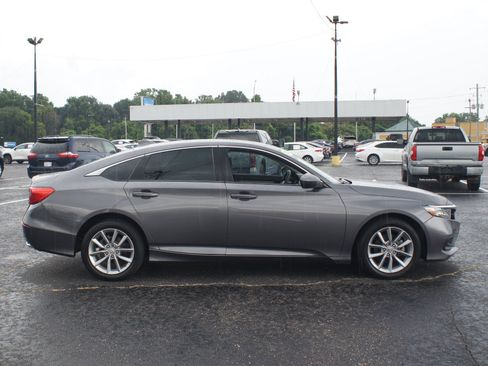 Used 2021 Honda Accord LX image 17