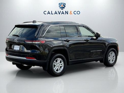 Used 2024 Jeep Grand Cherokee Laredo w/ MOPAR Finishing Package image 7