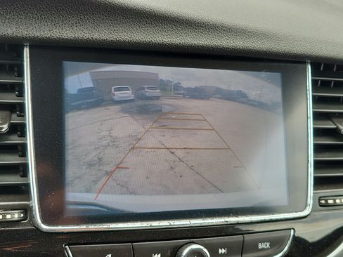 Used 2020 Buick Encore Preferred FWD image 20