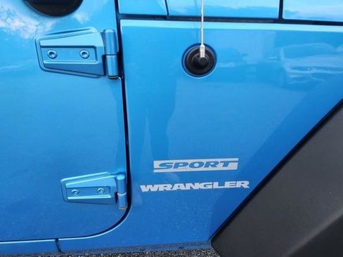 Used 2010 Jeep Wrangler Sport image 19