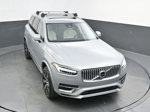 Certified 2024 Volvo XC90 T8 Plus w/ Protection Package Premier image 32