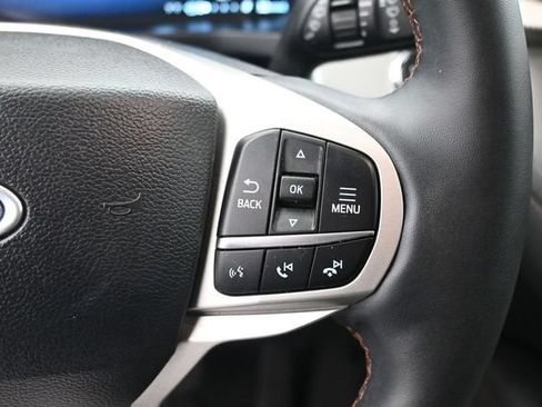 Certified 2025 Ford Explorer Active AWD/4WD image 32