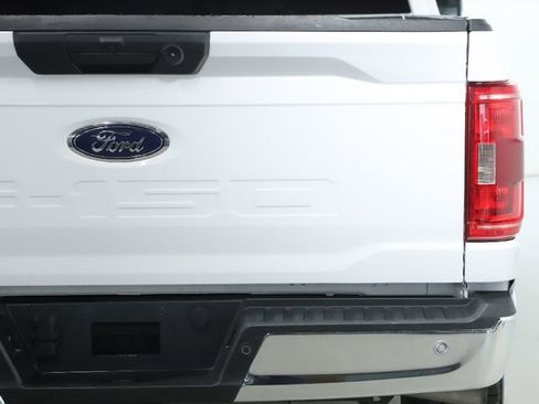 Used 2022 Ford F150 XLT w/ Trailer Tow Package image 15