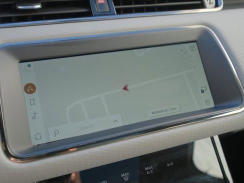 Certified 2023 Land Rover Range Rover Evoque R-Dynamic S image 22