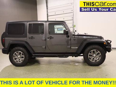 Used 2018 Jeep Wrangler Unlimited Rubicon w/ Connectivity Group AWD/4WD image 9