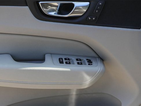 New 2025 Volvo XC60 T8 Plus w/ Protection Package Premier image 22