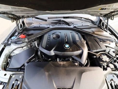 Used 2018 BMW 330i xDrive Sedan w/ Convenience Package image 54