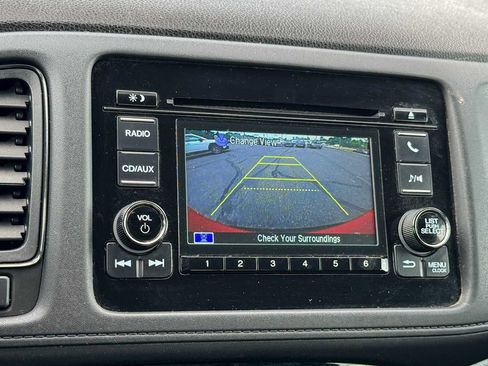 Used 2016 Honda HR-V LX image 19
