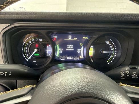 Used 2024 Jeep Wrangler Unlimited w/ Convenience Group AWD/4WD image 26