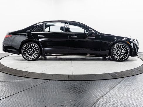 Certified 2023 Mercedes-Benz S 580 4MATIC Sedan image 37
