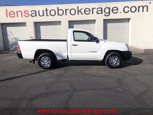 Used 2009 Toyota Tacoma 2WD Regular Cab image 1