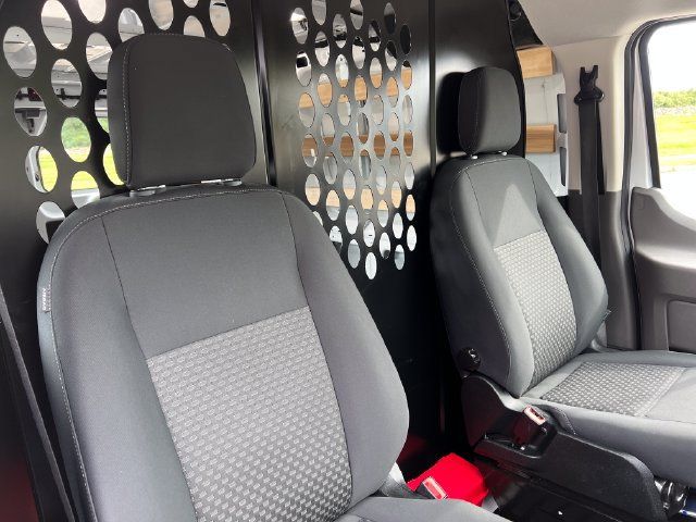 Used 2025 Ford Transit 250 Low Roof w/ Exterior Upgrade Package RWD image 33