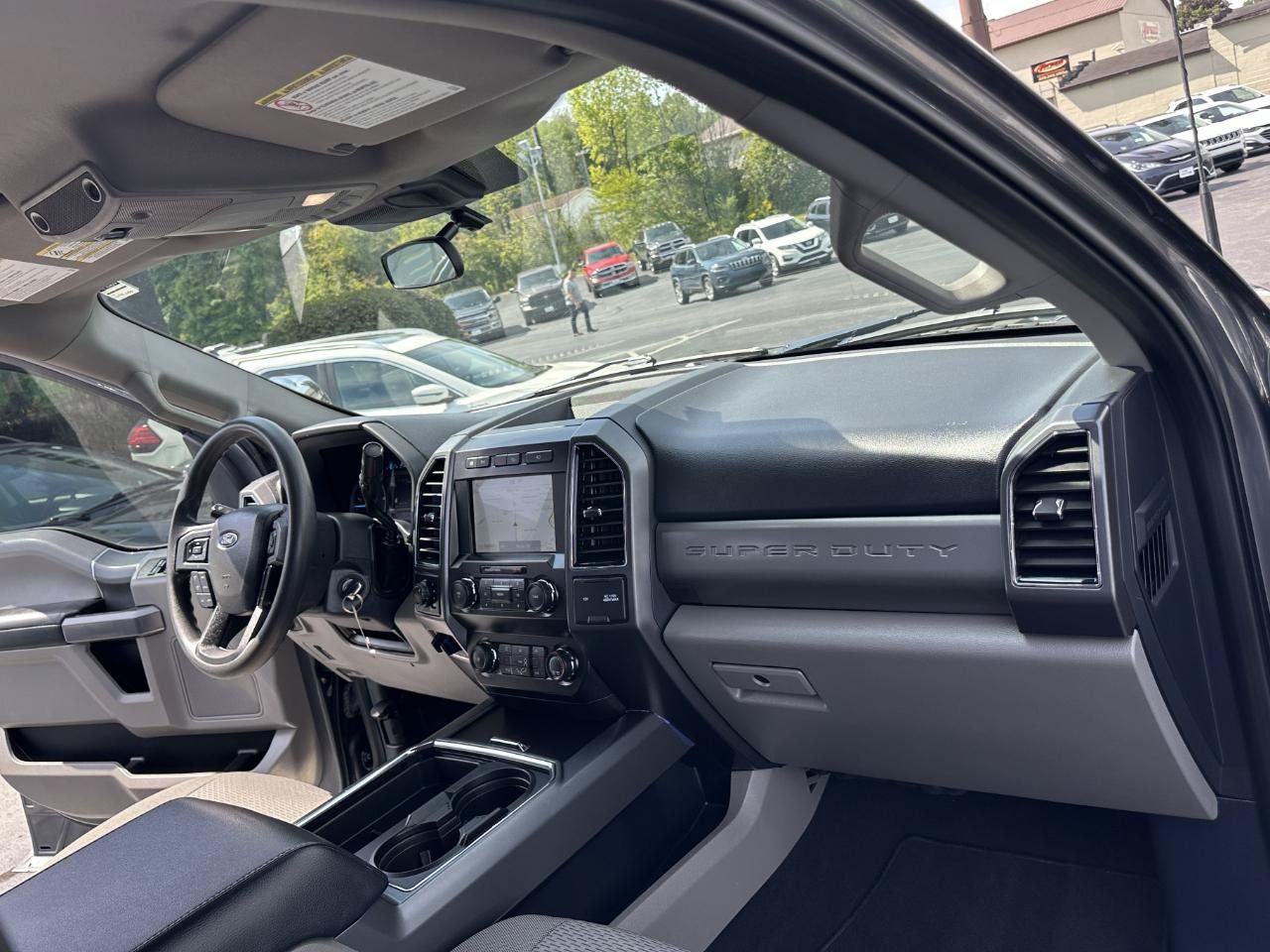 Used 2022 Ford F350 XLT w/ XLT Premium Package AWD/4WD image 47