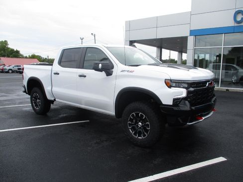 New 2026 Chevrolet Silverado 1500 ZR2 image 11