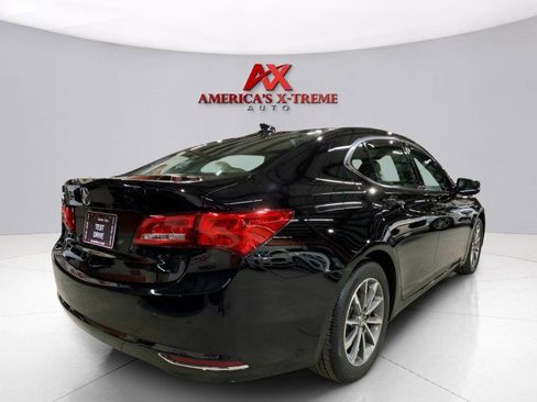 Used 2019 Acura TLX image 5