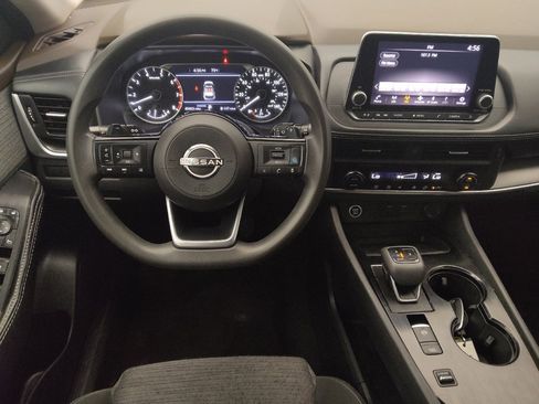 Used 2023 Nissan Rogue SV image 22