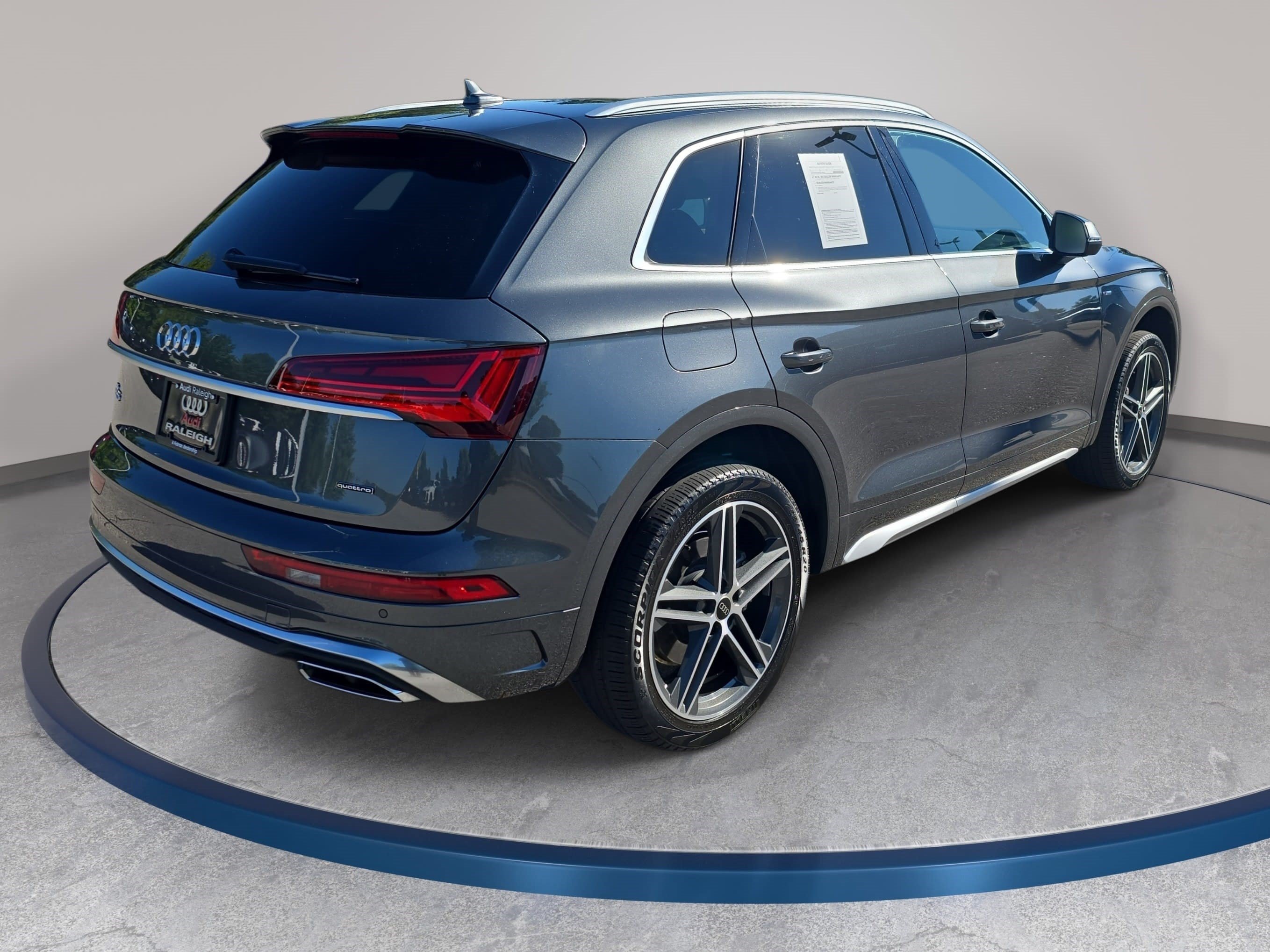 Used 2023 Audi Q5 e Premium AWD/4WD image 5