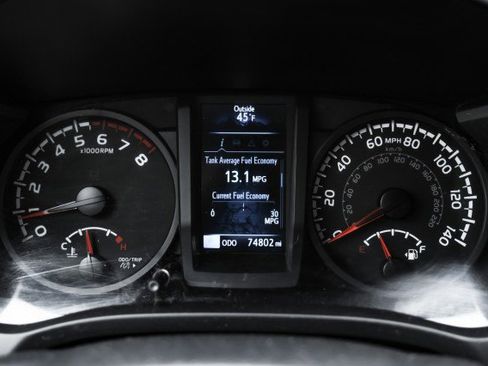 Used 2022 Toyota Tacoma SR image 23