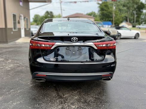 Used 2016 Toyota Avalon Limited w/ Toyota Safety Sense Package FWD image 6