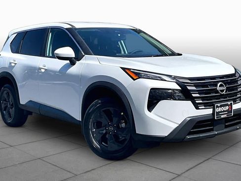New 2026 Nissan Rogue SV FWD image 2