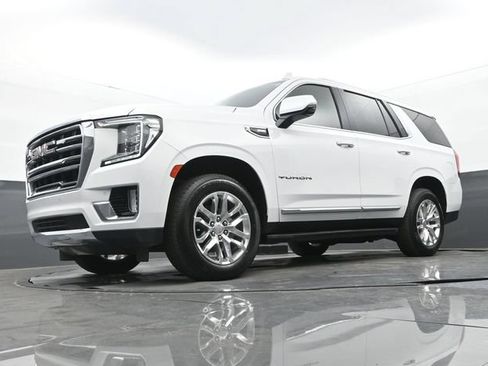 Used 2023 GMC Yukon SLT w/ SLT Premium Package AWD/4WD image 29
