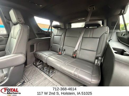 Used 2023 Chevrolet Suburban RST w/ Luxury Package AWD/4WD image 14