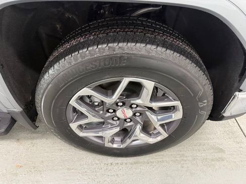 New 2026 GMC Sierra 1500 SLT w/ SLT Premium Plus Package image 4