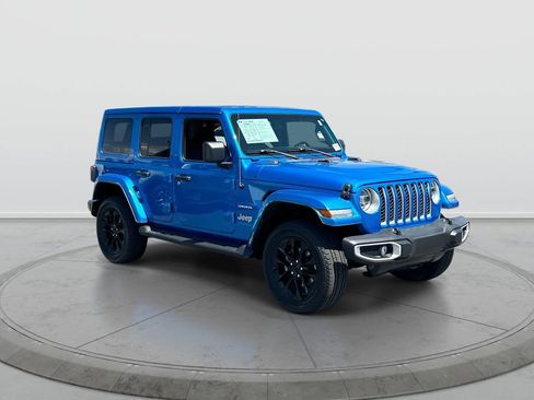Used 2021 Jeep Wrangler Unlimited Sahara w/ Safety Group AWD/4WD image 2