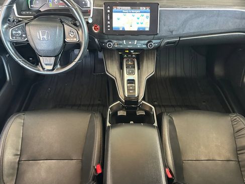 Used 2018 Honda Clarity Touring image 10