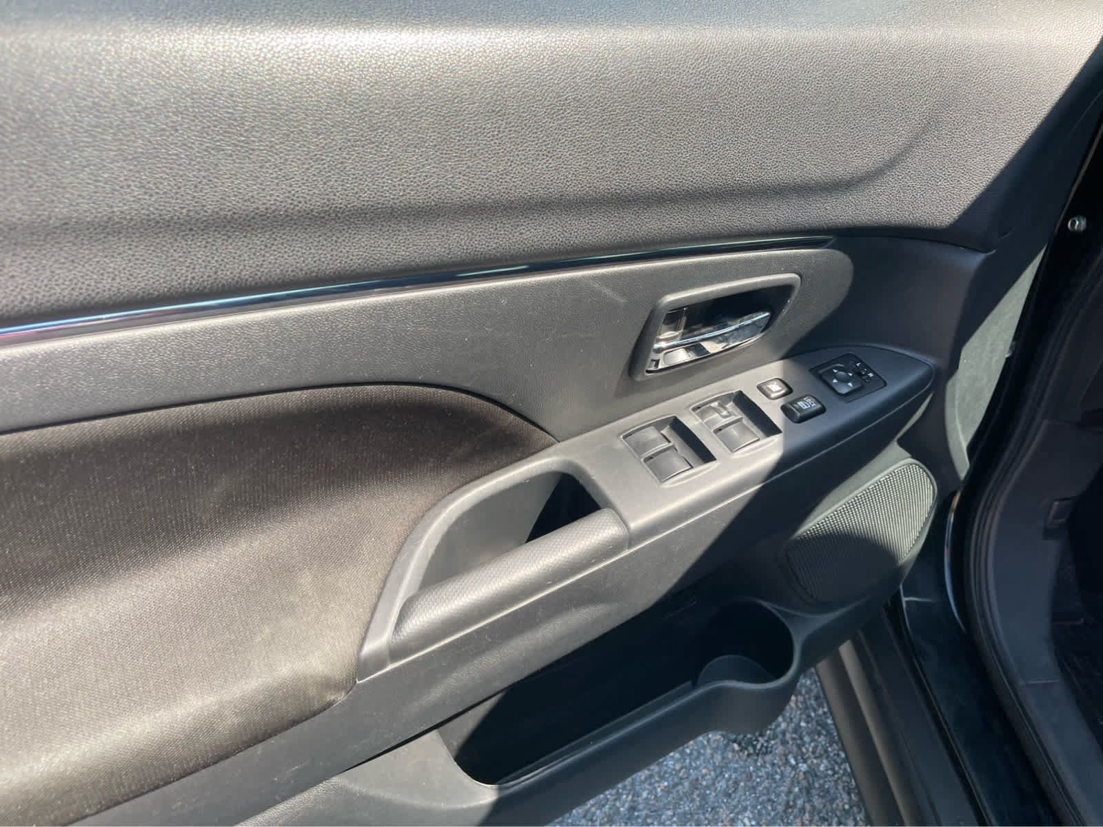 Used 2024 Mitsubishi Outlander Sport ES AWD/4WD image 11