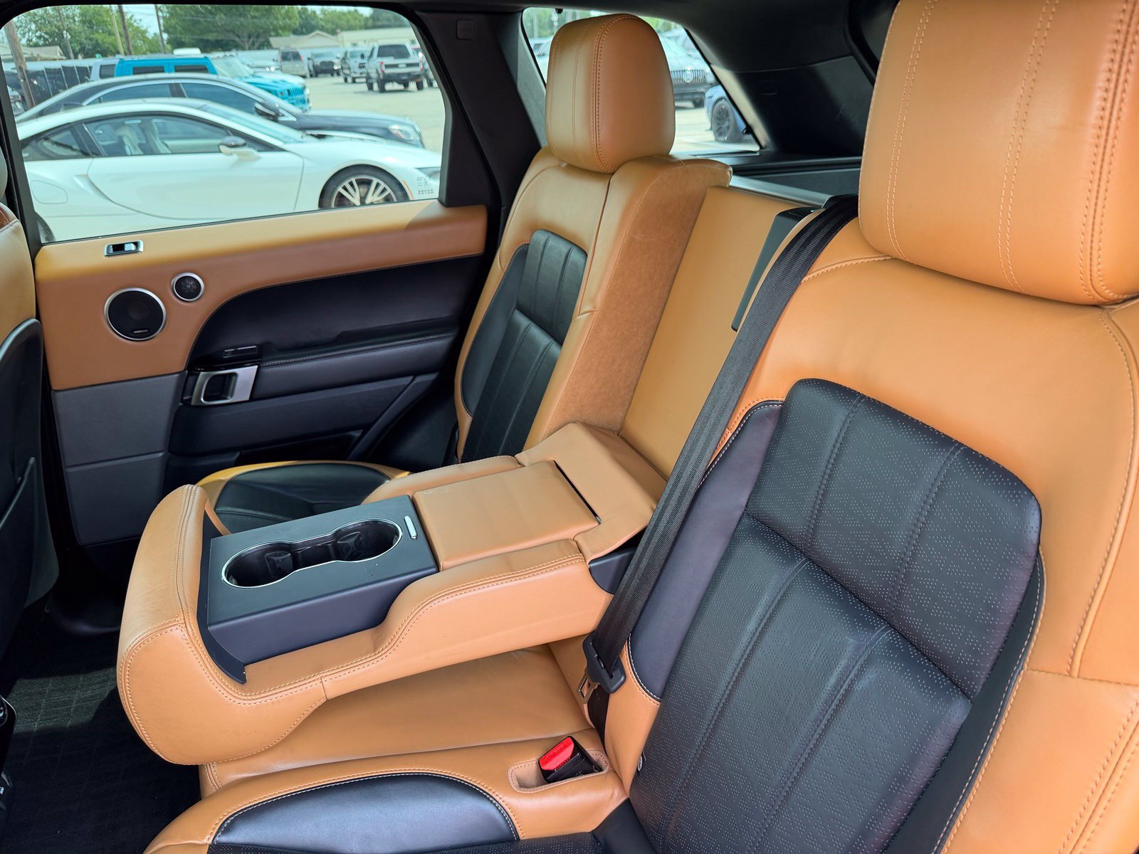Used 2018 Land Rover Range Rover Sport HSE Dynamic AWD/4WD image 33