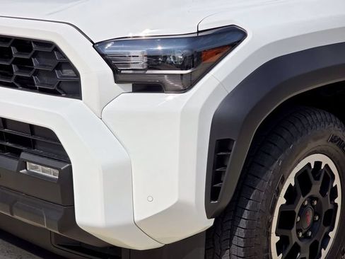 Certified 2025 Toyota 4Runner TRD Off-Road Premium w/ Tow Technology Package AWD/4WD image 7