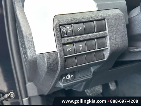 Used 2024 Toyota Tacoma TRD Sport image 17