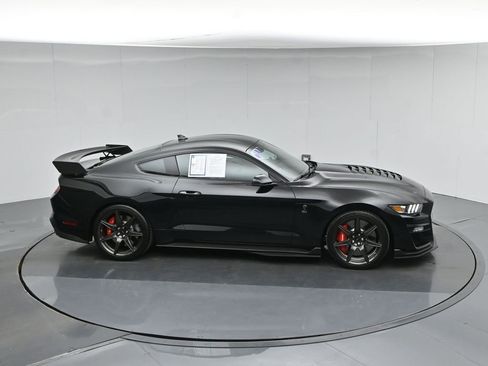 Certified 2021 Ford Mustang Shelby GT500 w/ Carbon Fiber Track Pack RWD image 51