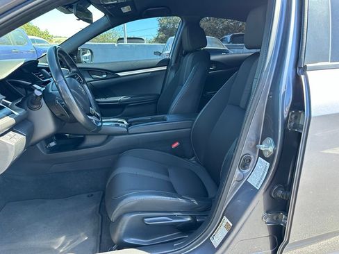 Used 2020 Honda Civic Sport image 9