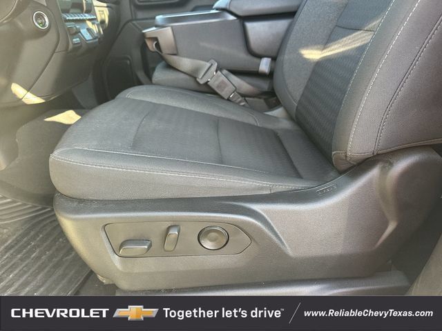 Used 2024 Chevrolet Silverado 2500 Custom w/ Custom Value Package AWD/4WD image 28