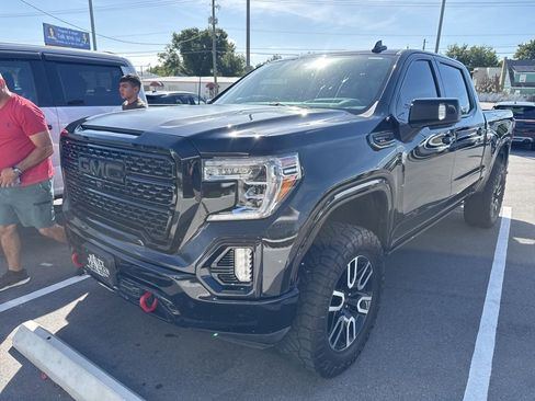 Used 2020 GMC Sierra 1500 AT4 w/ AT4 Premium Package image 2