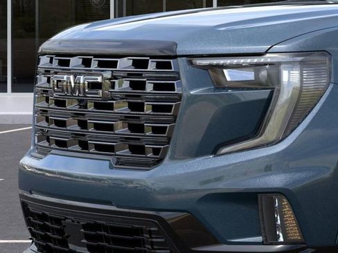 New 2026 GMC Acadia Denali Ultimate w/ LPO, All-Weather Package image 13