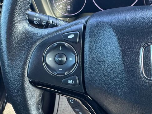 Used 2022 Honda HR-V Sport image 45