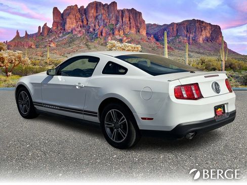 Used 2011 Ford Mustang Premium w/ 201A Rapid Spec Order Code image 4